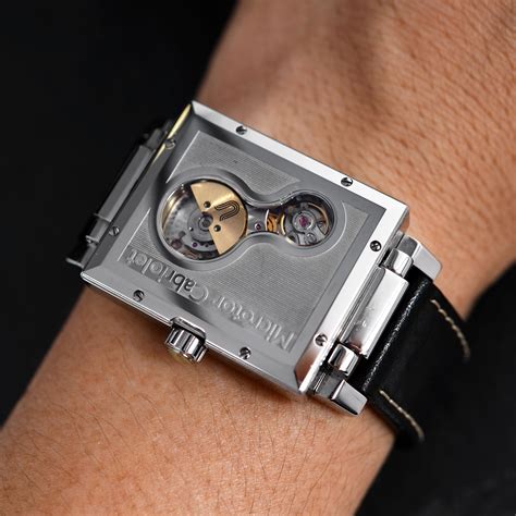 universal genève cabriolet watch